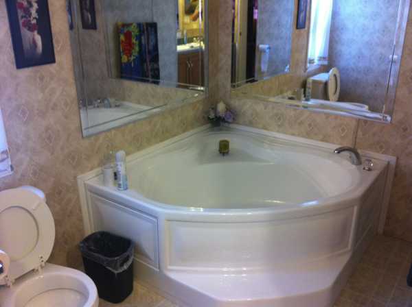 1949 S. Manchester Ave, Anaheim, CA 92802 