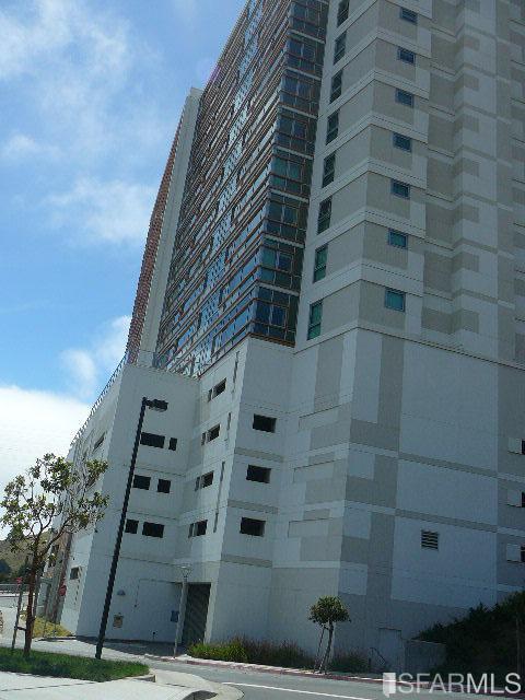 1 Mandalay Pl, South San Francisco, CA 94080 