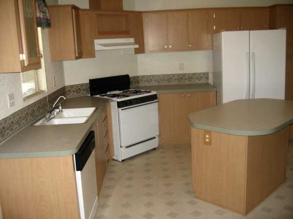 8811 Canoga Avenue, Space 368, Canoga Park, CA 91304 