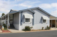 581 N. Crawford #132, Dinuba, CA 93618 