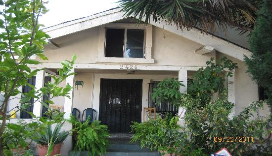 2420 West Jefferson Boulevard, Los Angeles, CA 90018 