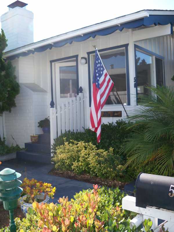 50 Saratoga, Newport Beach, CA 92660 