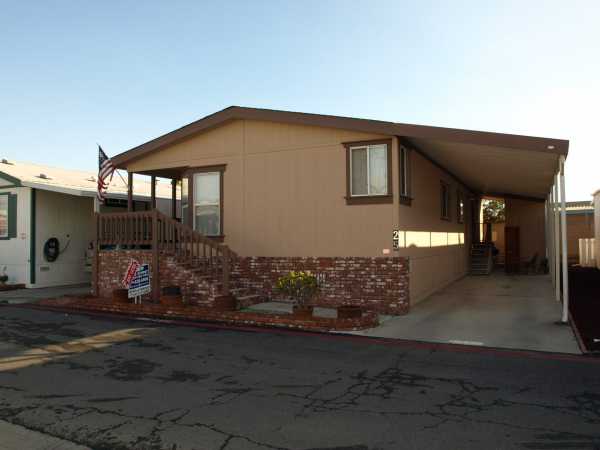 19251 Brookhurst St., #25, Huntington Beach, CA 92646 