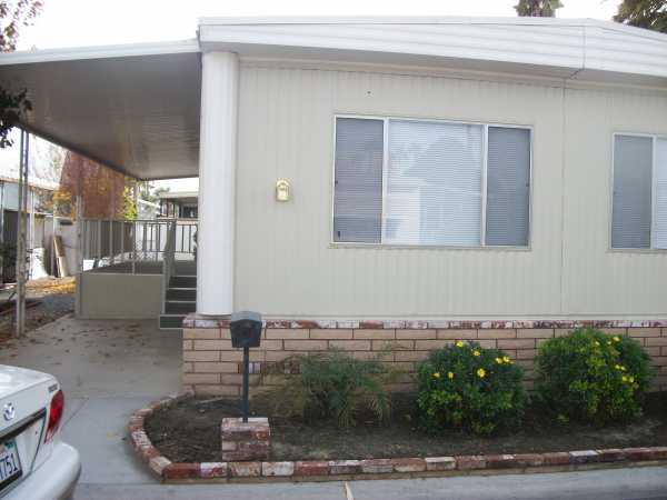 2205 W. Acacia Ave., #19, Hemet, CA 92545 