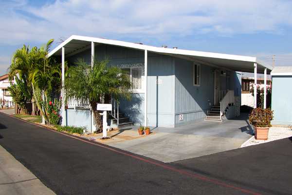 501 E. Orangethorpe Ave (46 Maple Via), Anaheim, CA 92801 