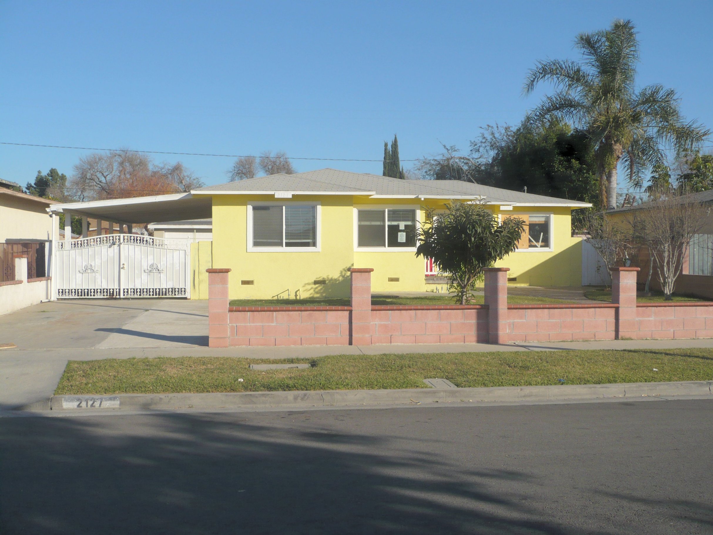 2127 Rosewood Ave, Santa Ana, CA 92707 