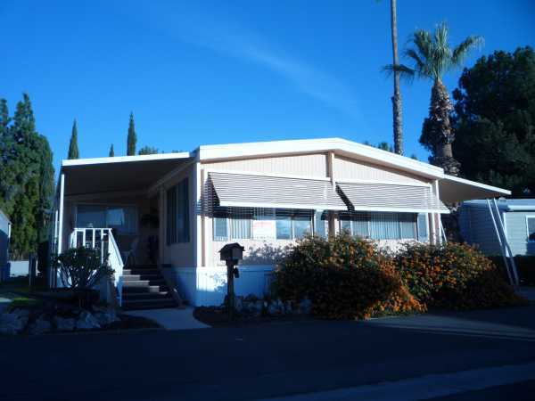 8800 Eton Ave Space # 37, Canoga Park, CA 91304 