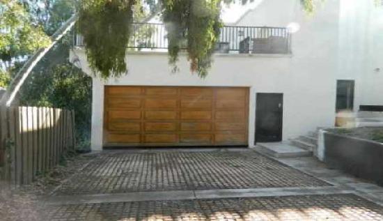 6216 Primrose Avenue, Los Angeles, CA 90068 