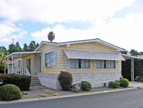 2130 Sunset Dr # 102, Vista, CA 92081 