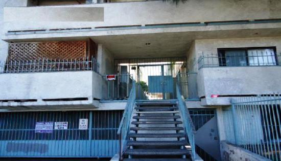 9038 Orion Ave Unit 109, North Hills, CA 91343 