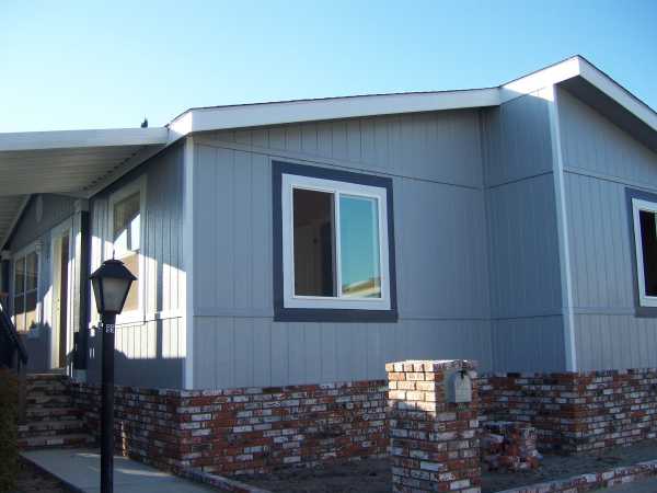 323 N. Euclid #2, Santa Ana, CA 92703 