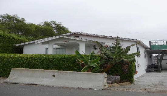6930 San Fernando Avenue, Ventura, CA 93001 
