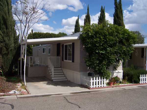 10525 E. Compton, Bellflower, CA 90706 