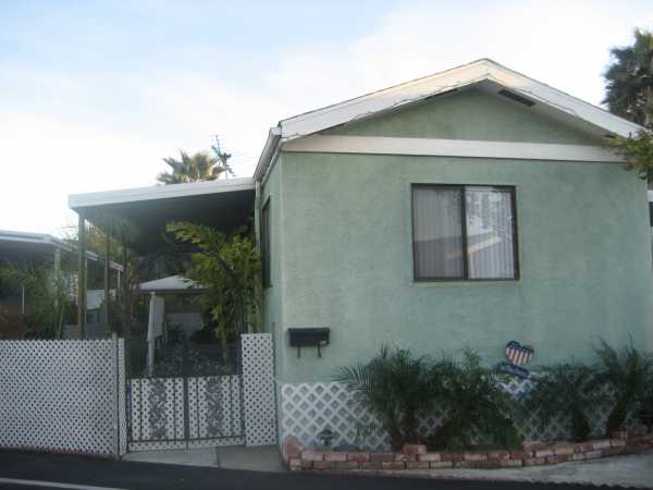 20806 S. Gridley, Lakewood, CA 90715 