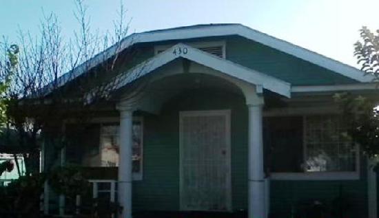 430 West 80th Street, Los Angeles, CA 90003 