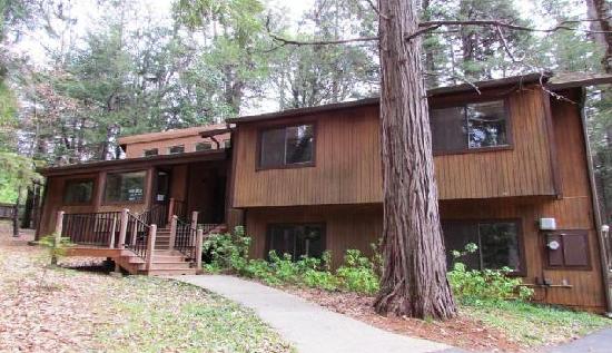 12429 Hillcrest Dr, Nevada City, CA 95959 