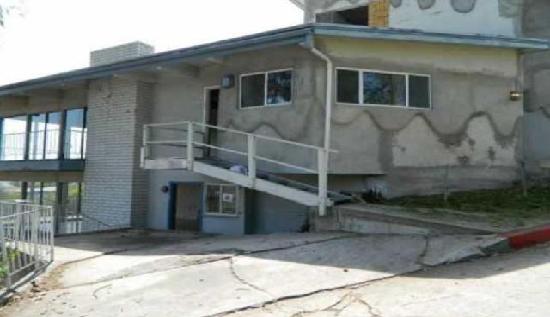 2062-2064 North Sycamore Ave, Los Angeles, CA 90068 