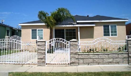 529 West 111th Street, Los Angeles, CA 90044 