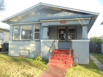 1037 Stanford Avenue, Oakland, CA 94608 
