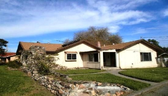 1421 L St, Rio Linda, CA 95673 