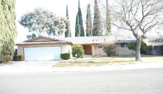 8420 Falkirk Drive, Stockton, CA 95210 