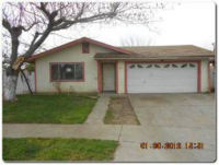 1417 N Central Ct, Visalia, CA 93291 