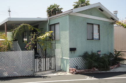 20806 S. GRIDLEY #22, Lakewood, CA 90715 