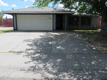 7916 Rockhurst Way, Sacramento, CA 95828 