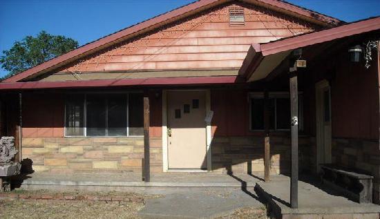 1200 Locust St, Willits, CA 95490 