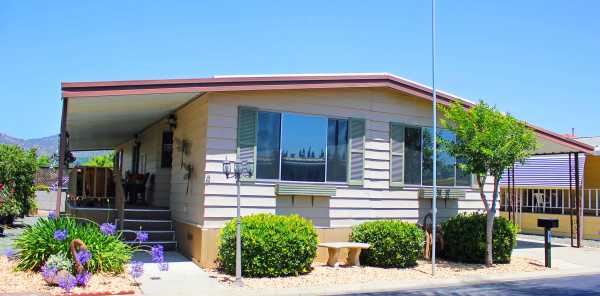 2300 E. Valley Pkwy. #7, Escondido, CA 92027 