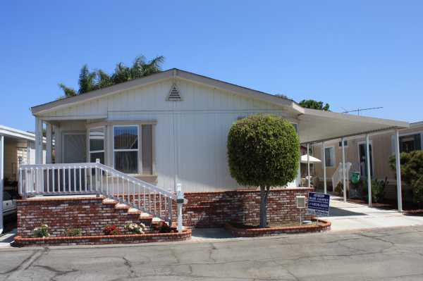 233 Albatross lane, Fountain Valley, CA 92708 