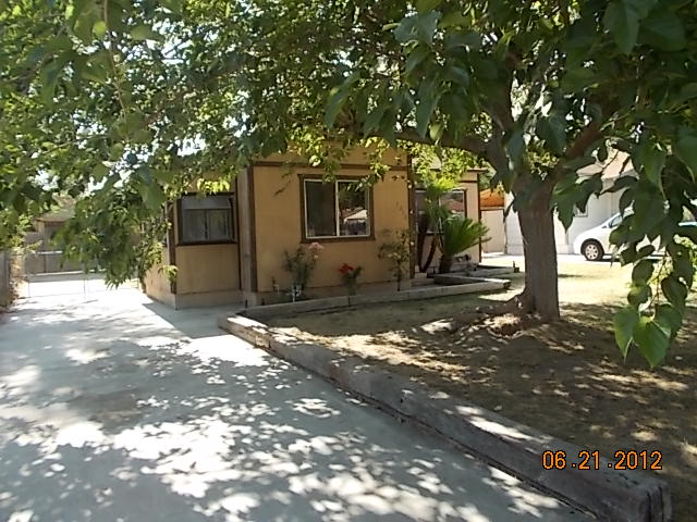 7212 Fairfax Dr, San Bernardino, CA 92404 