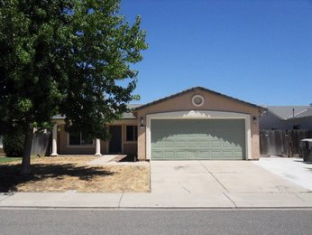 2855 Robirds Lane, Riverbank, CA 95367 