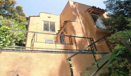 2008 North Las Palmas Avenue, Los Angeles, CA 90068 