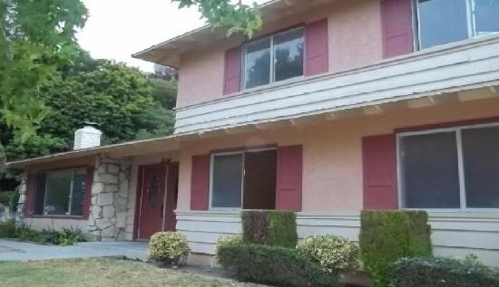 2134 Via Robles, Oceanside, CA 92054 