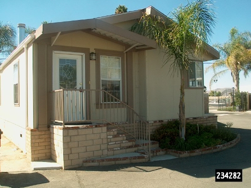 220 South Elk Street, Hemet, CA 92543 
