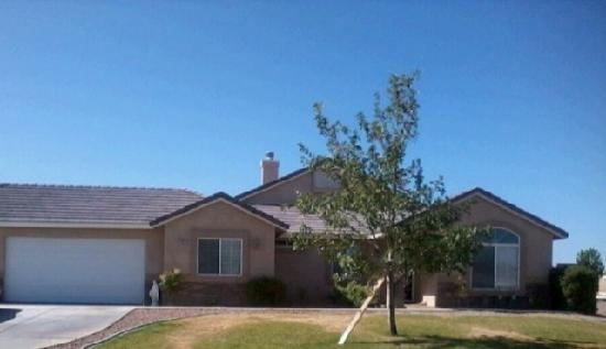 21221 Seibel Lane, Apple Valley, CA 92308 