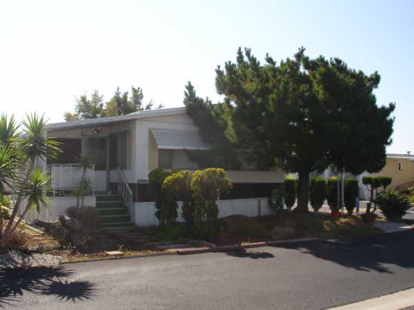 21207 S. AVALON   #60, Carson, CA 90745 