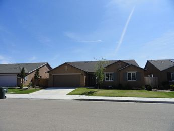 375 S Renn Avenue, Fresno, CA 93727 