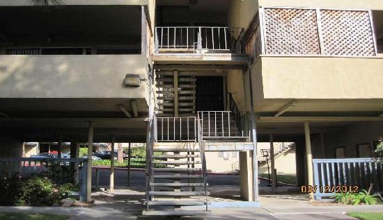 2345 Paloma Ct Apt 6, Pinole, CA 94564 