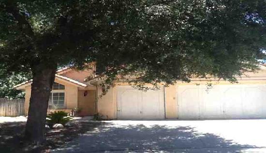 2057 Rosemary Court, Hemet, CA 92545 