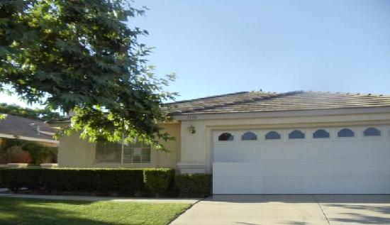 7110 Rouge River Dr, Bakersfield, CA 93313 