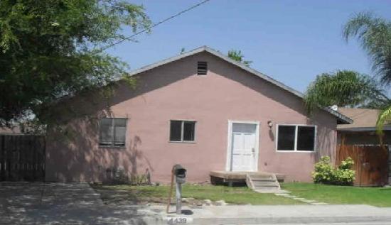 4439 Park Ave, Baldwin Park, CA 91706 