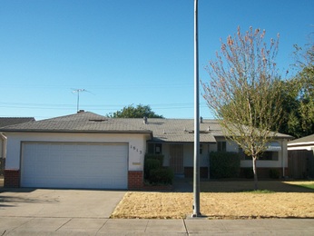 1913 W Walnut Street, Lodi, CA 95242 