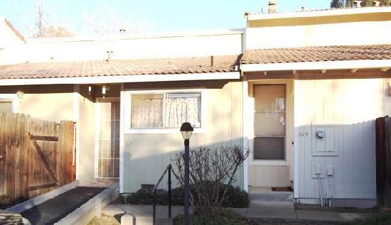 647 Beelard Drive, Vacaville, CA 95687 