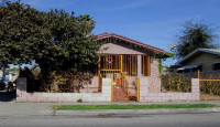 853 West Gage Avenue, Los Angeles, CA 90044 