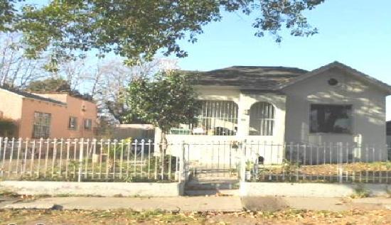 337 E 104th St, Los Angeles, CA 90003 