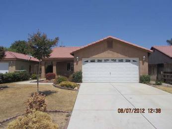 328 W Pilot Avenue, Bakersfield, CA 93308 