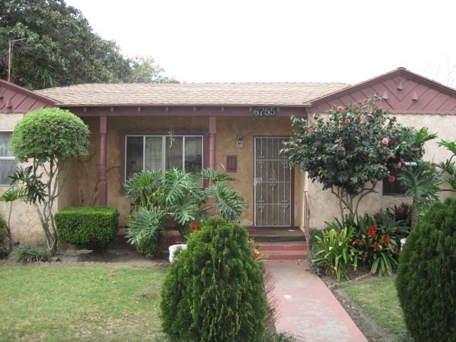 6755 Harbor Avenue, Long Beach, CA 90805 