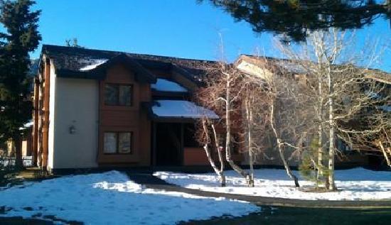441 Snowcreek Rd, Mammoth Lakes, CA 93546 